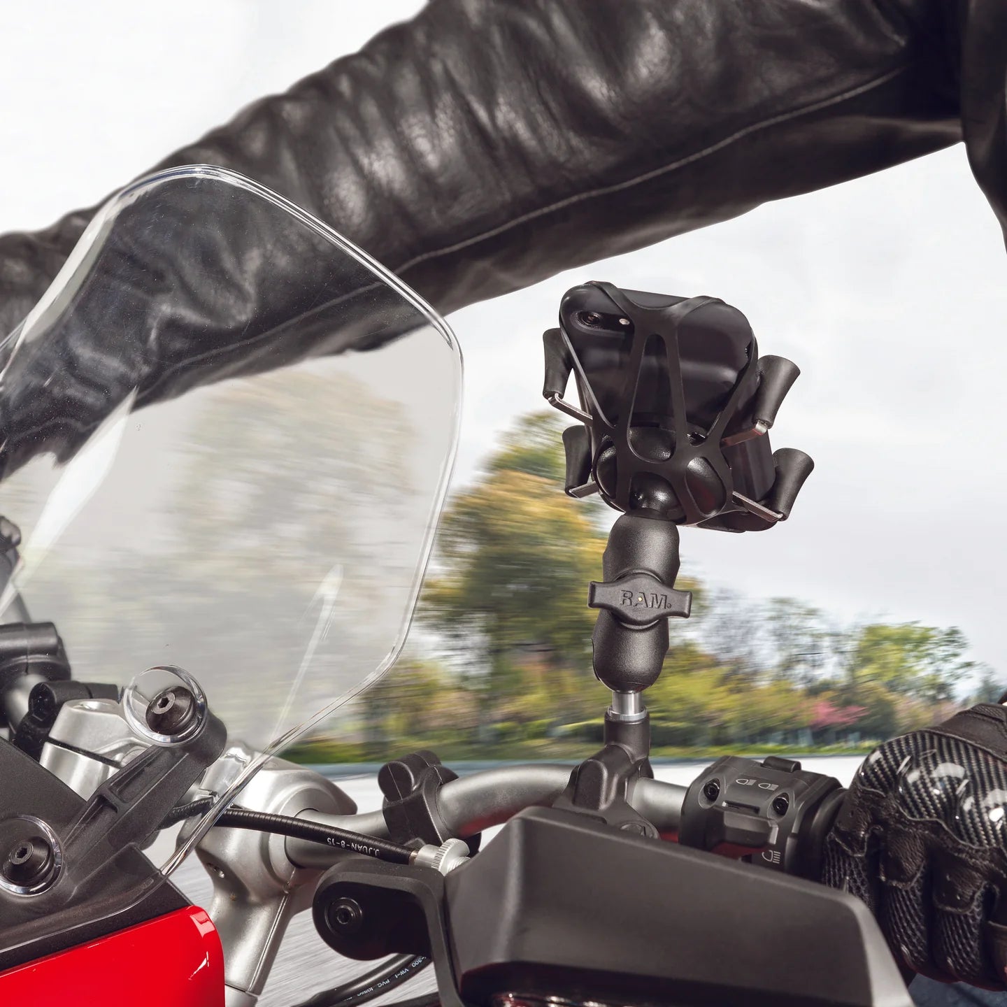 RAM Composite Short Double Socket Arm for 1" Balls (RAP-B-201U-A)