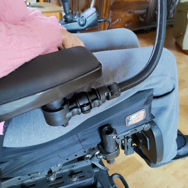 RAM® Tablet Mount for Wheelchairs with Quick Release & Swivel Feature (RAP-AAPR-WCT-114P-18-UN9U)