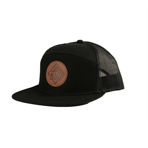 7-Panel Cap Black with Round Leather Patch
